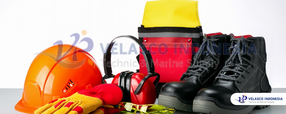 Safety Shoes untuk Keselamatan Kerja