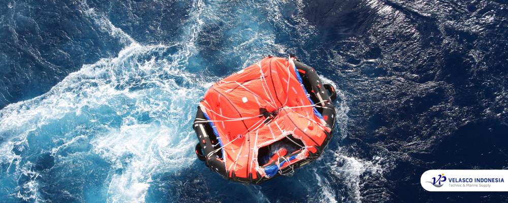 Memilih Inflatable Life Raft yang Sesuai Standar Keselamatan